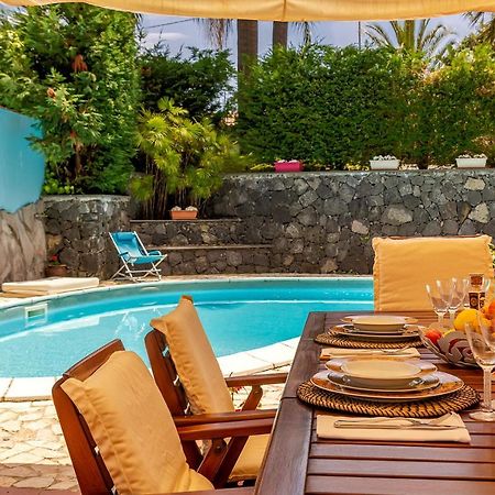 Villa Magdalena Aci Sant'Antonio ภายนอก รูปภาพ